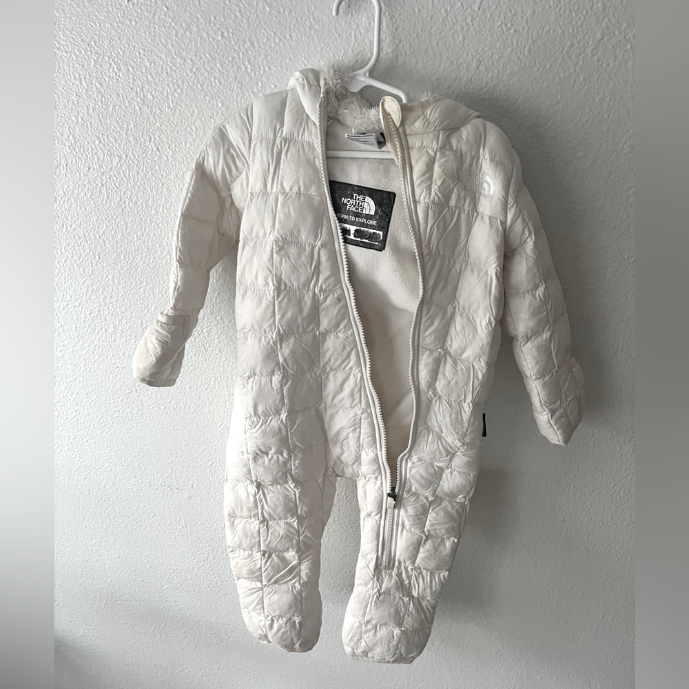 North Face Snowsuit Size 12-18 months
